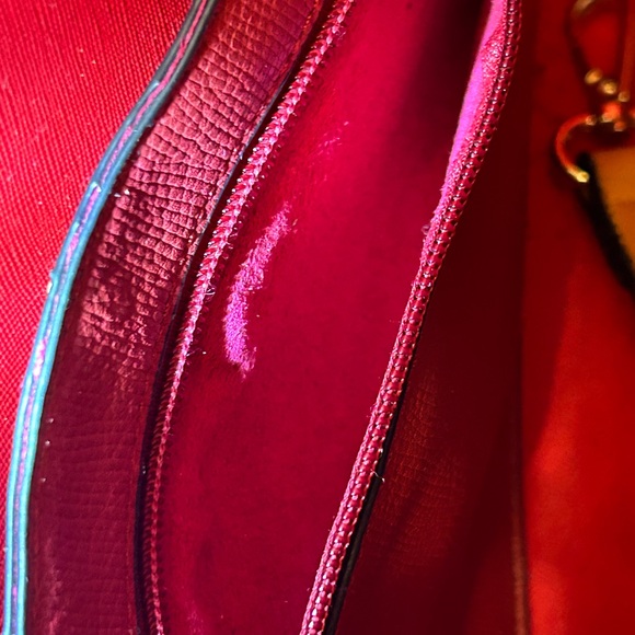 Elegant Mustard Tote Bag with Bow Accent - Picture 14 of 15